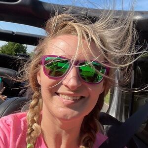 Meet your Posher, Amy